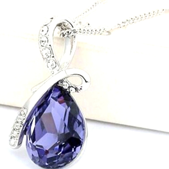 💜 Austrian Purple Crystal Pendant💜 - Picture 1 of 4